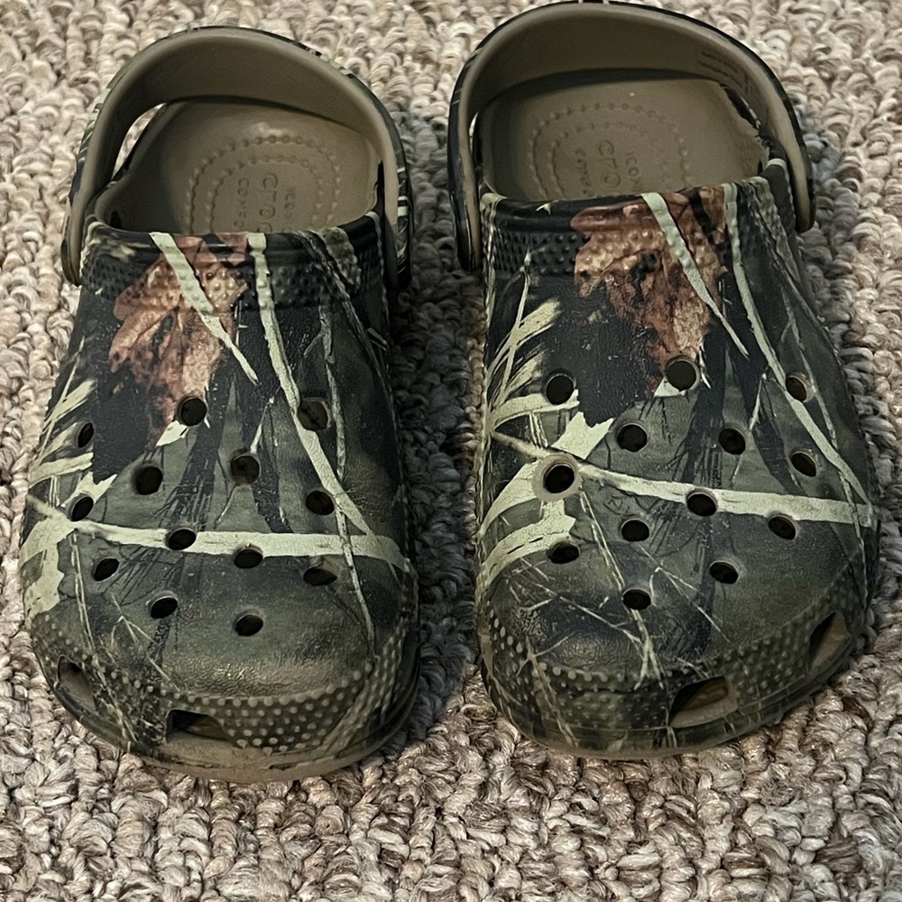 11C kids camo crocs